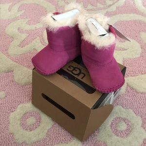 Baby girl 0-6 pink uggs BRAND NEW